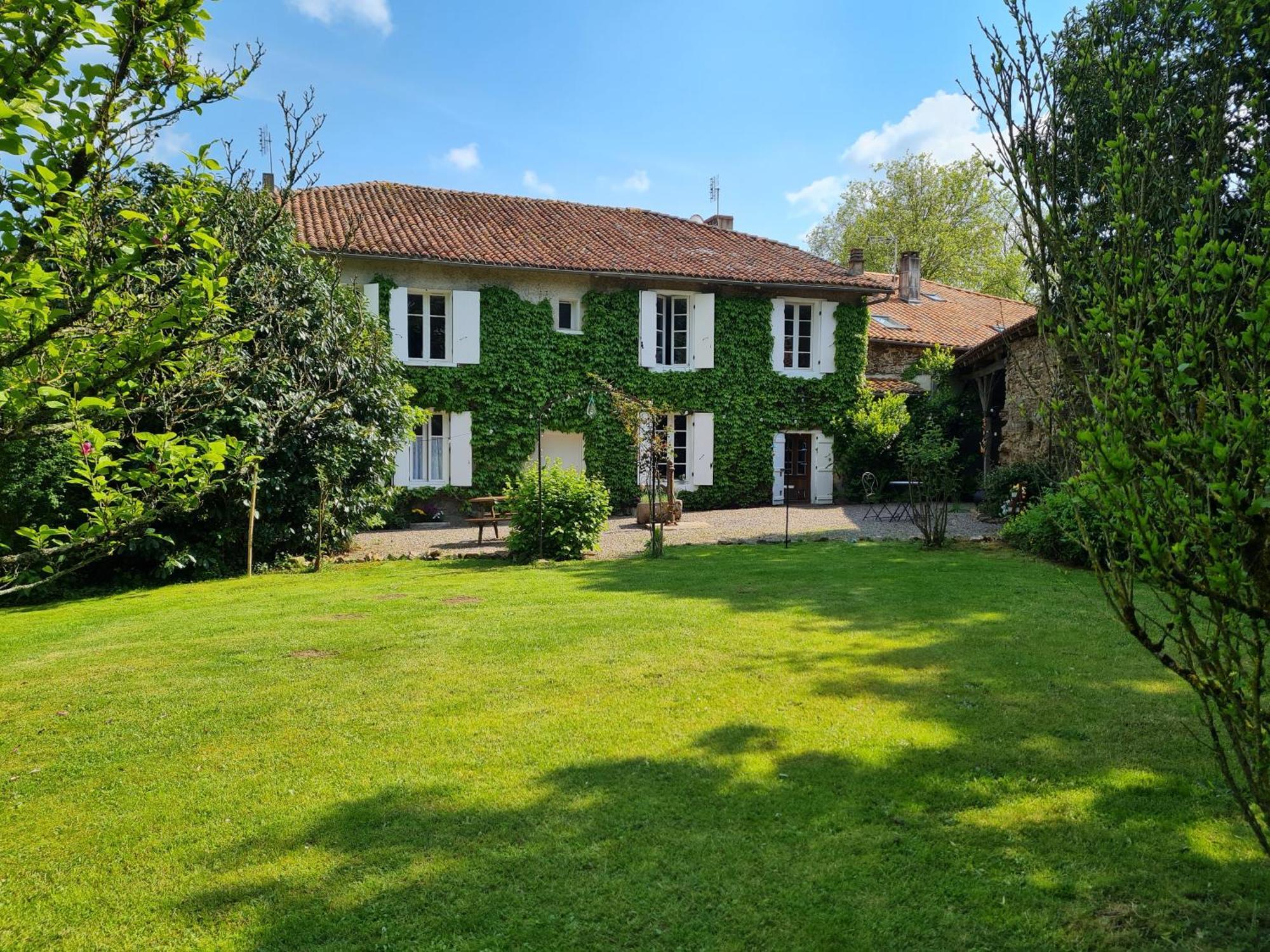 Fleur De Lys Bed and Breakfast Ansac-sur-Vienne Exterior foto